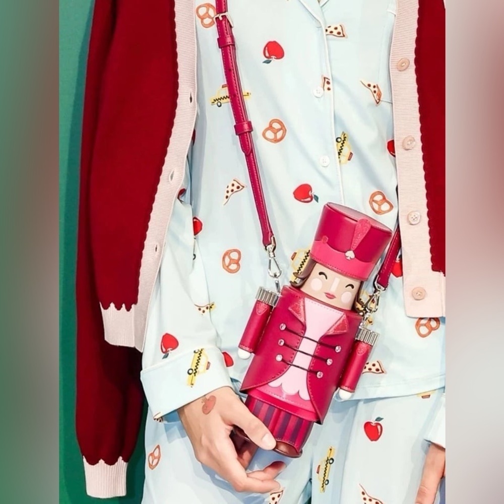 Kate Spade Oh What Fun 3D Nutcracker Crossbody Bag Novelty Christmas Fuchsia NWT - Picture 6 of 11